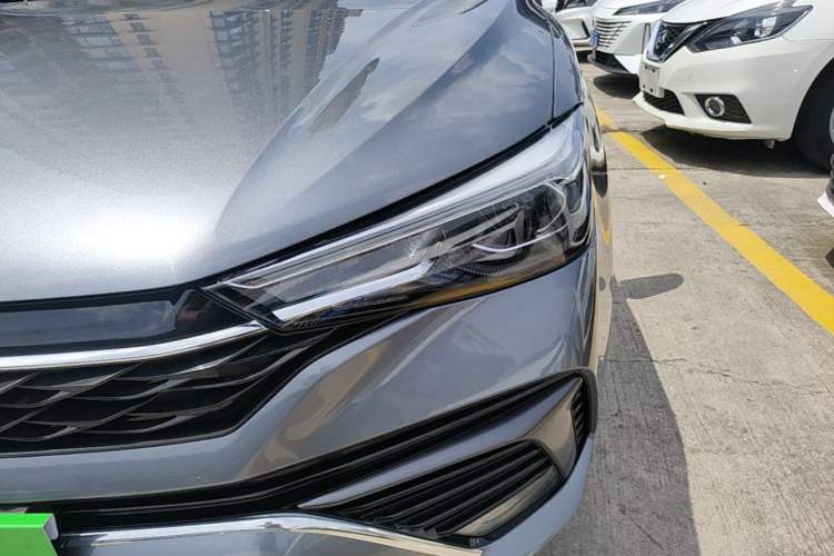 Used Roewe i5 2021 1.5L Manual Platinum Edition Left Front Headlight
