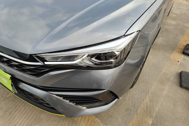 Used Roewe i5 2021 1.5L CVT Platinum Edition Left Front Headlight