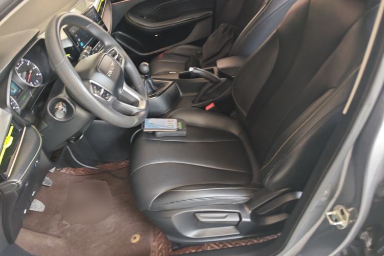 Used Roewe i5 2021 1.5L Manual Diamond Edition Left Front Seat