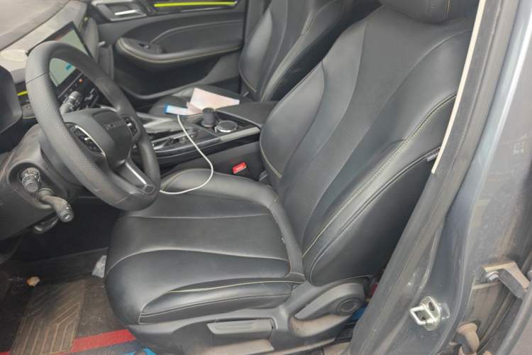 Used Roewe i5 2021 1.5L CVT Diamond Edition Left Front Seat