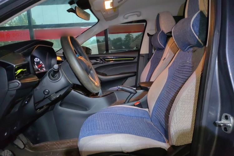 Used Roewe i5 2021 1.5L Manual Platinum Edition Left Front Seat