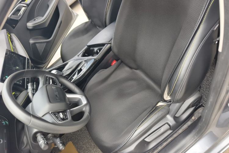 Used Roewe i5 2021 1.5L CVT Diamond Edition Left Front Seat