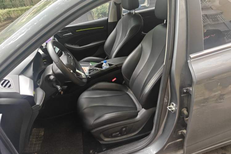 Used Roewe i5 2021 1.5L CVT Starry Edition Left Front Seat