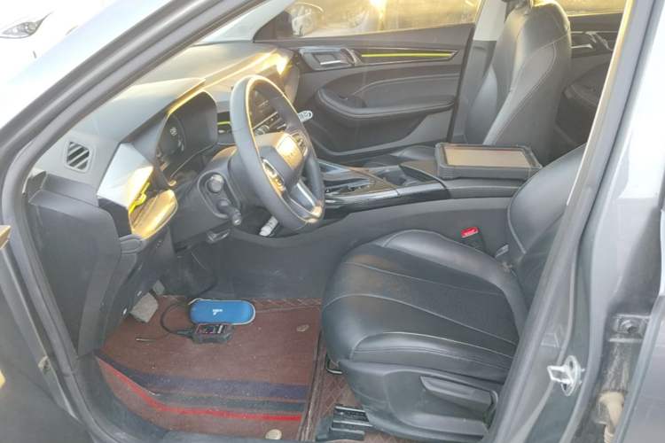 Used Roewe i5 2021 1.5L CVT Diamond Edition Left Front Seat