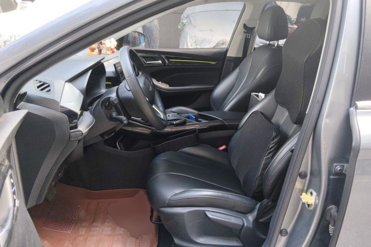 Used Roewe i5 2021 1.5L CVT Platinum Edition Left Front Seat