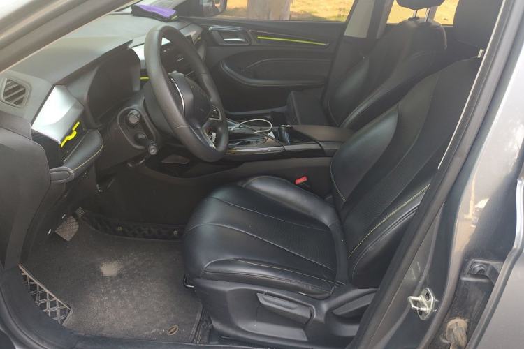 Used Roewe i5 2021 1.5L CVT Diamond Edition Left Front Seat