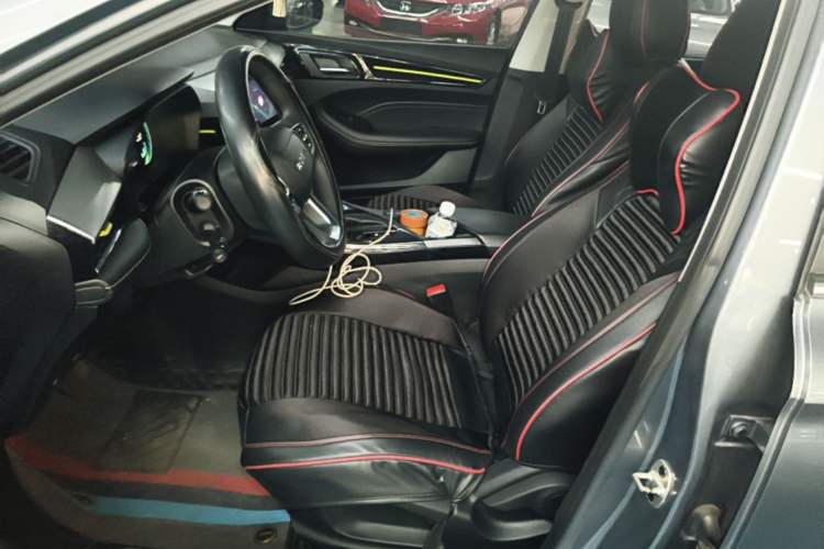 Used Roewe i5 2021 1.5L CVT Diamond Edition Left Front Seat