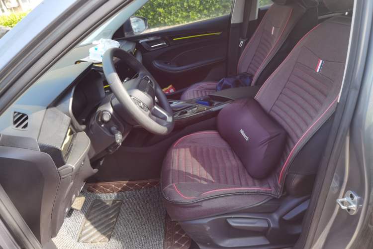 Used Roewe i5 2021 1.5L CVT Diamond Edition Left Front Seat