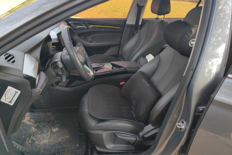 Used Roewe i5 2021 Revised Version 1.5L CVT Diamond Edition Left Front Seat