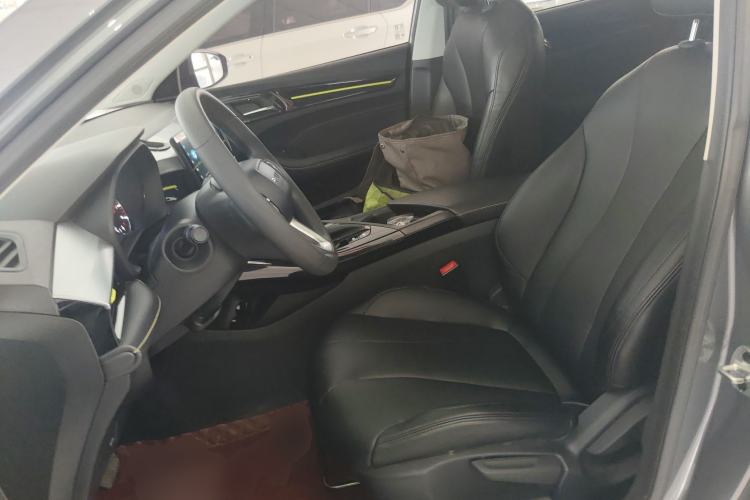 Used Roewe i5 2021 1.5L CVT Platinum Edition Left Front Seat