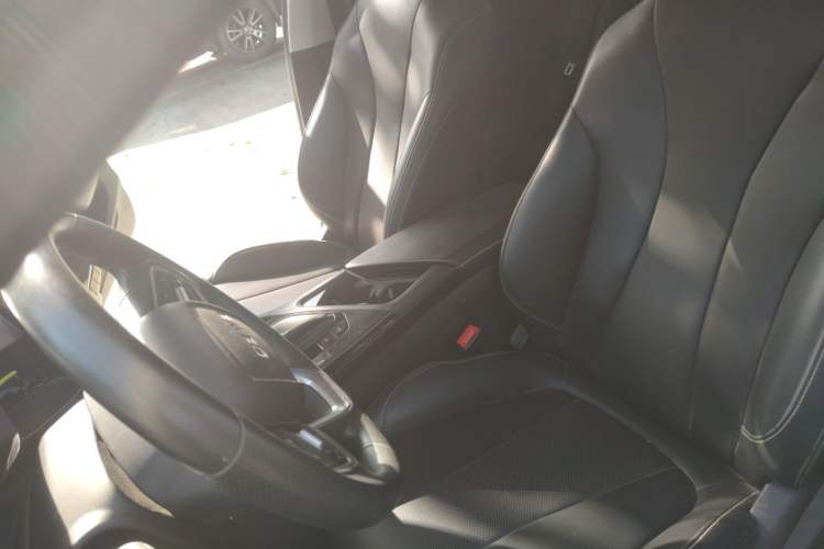 Used Roewe i5 2021 1.5L CVT Diamond Edition Left Front Seat