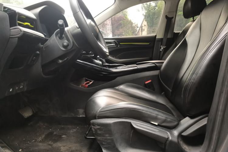 Used Roewe i5 2021 1.5L CVT Diamond Edition Left Front Seat