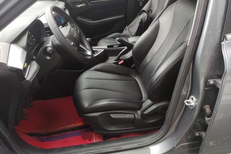 Used Roewe i5 2021 1.5L Manual Diamond Edition Left Front Seat