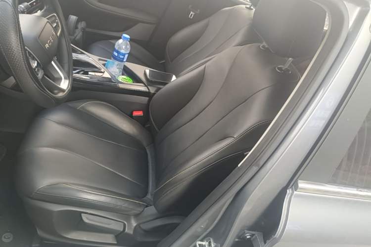 Used Roewe i5 2021 1.5L CVT Black Gold Edition Left Front Seat