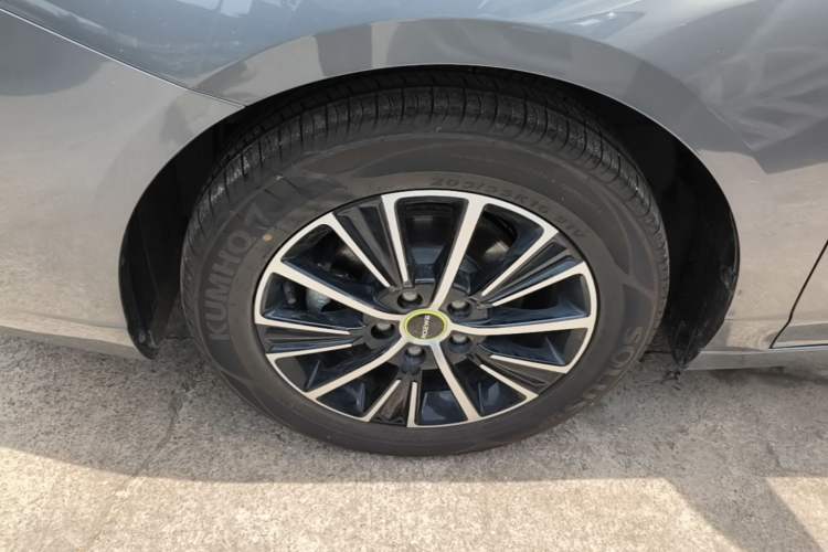 Used Roewe i5 2021 1.5L CVT Platinum Edition Left Front Wheel Hub