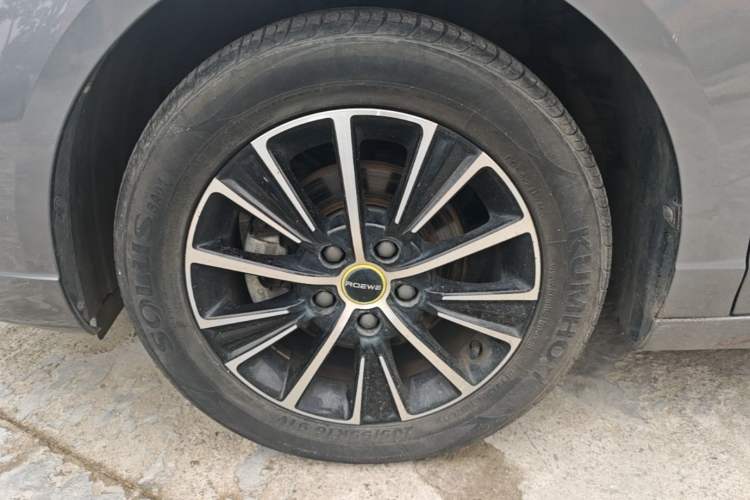 Used Roewe i5 2021 1.5L CVT Platinum Edition Left Front Wheel Hub