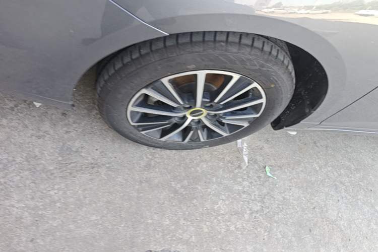 Used Roewe i5 2021 1.5L CVT Platinum Edition Left Front Wheel Hub