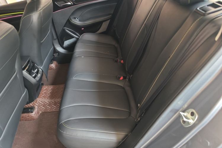 Used Roewe i5 2021 1.5L Manual Diamond Edition Left Rear Seat
