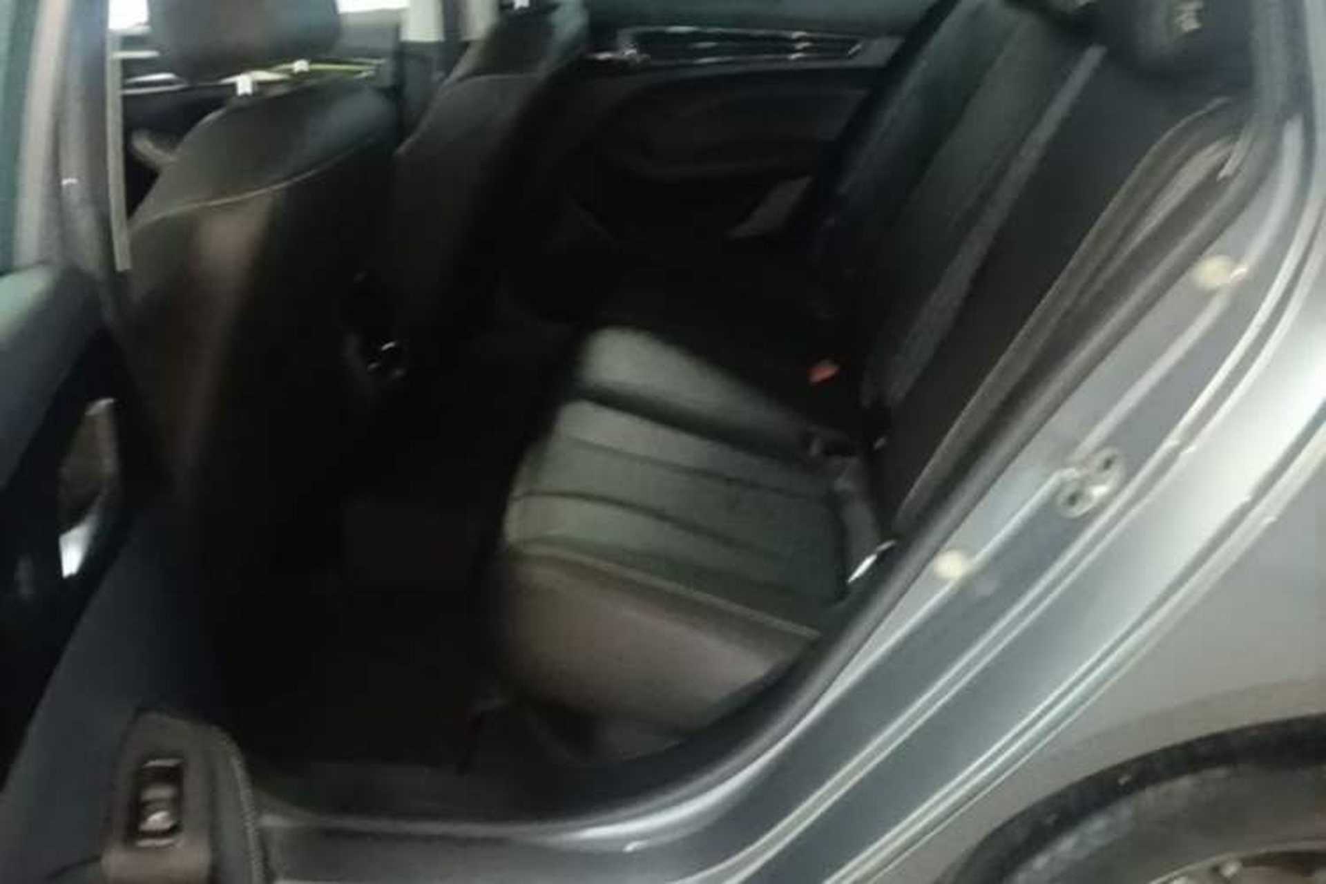 Used Roewe i5 2021 1.5L CVT Diamond Edition Left Rear Seat