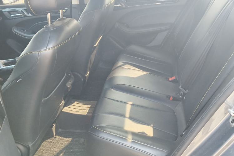 Used Roewe i5 2021 1.5L CVT Diamond Edition Left Rear Seat