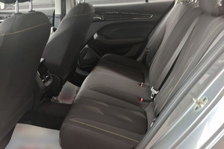 Used Roewe i5 2021 1.5L CVT Platinum Edition Left Rear Seat