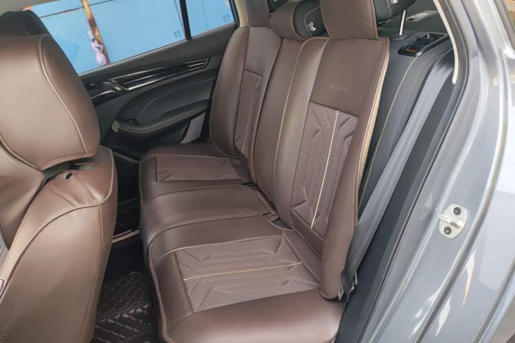 Used Roewe i5 2021 1.5L CVT Platinum Edition Left Rear Seat