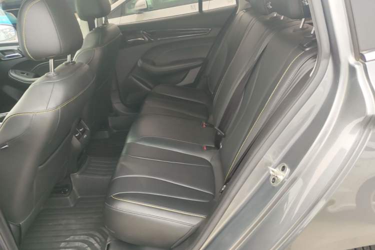 Used Roewe i5 2021 1.5L CVT Starry Edition Left Rear Seat