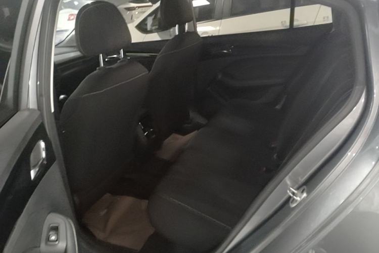 Used Roewe i5 2021 1.5L Manual Platinum Edition Left Rear Seat