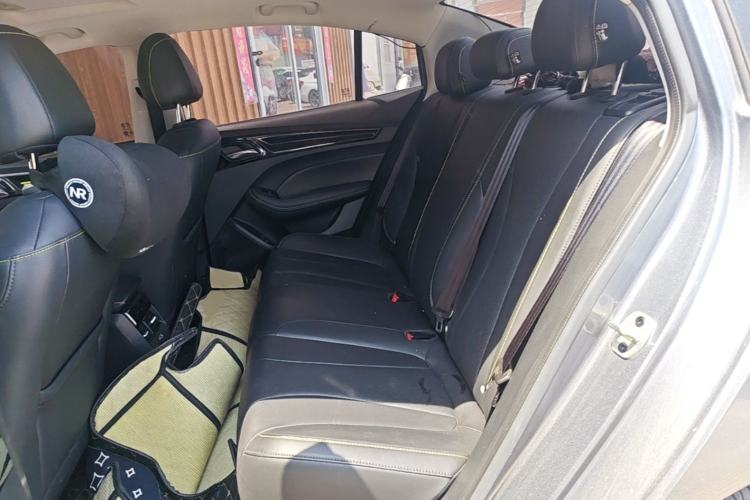 Used Roewe i5 2021 1.5L CVT Diamond Edition Left Rear Seat
