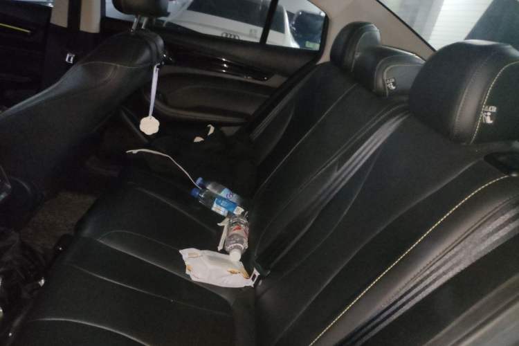 Used Roewe i5 2021 1.5L CVT Diamond Edition Left Rear Seat