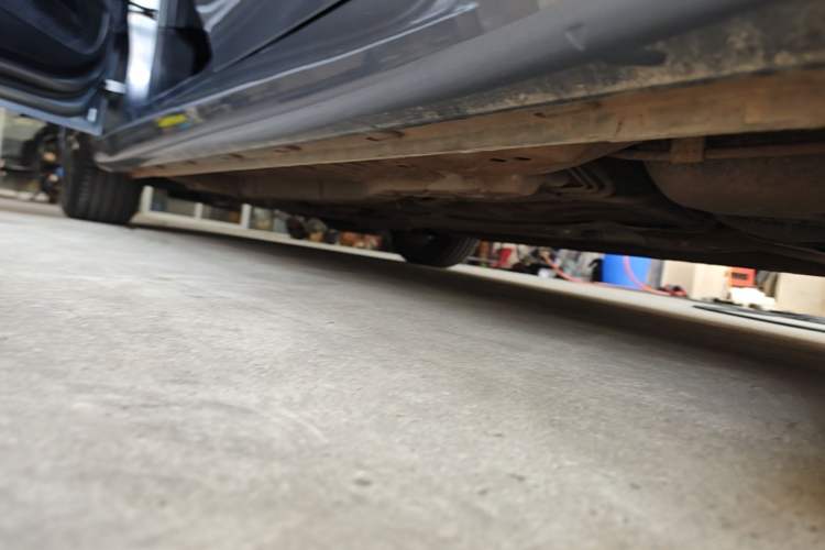 Used Roewe i5 2021 1.5L Manual Diamond Edition Left Side Sill