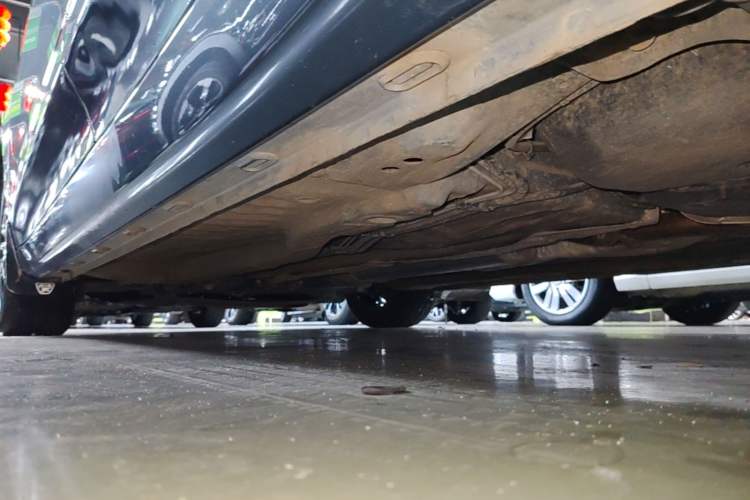 Used Roewe i5 2021 1.5L CVT Diamond Edition Left Side Sill