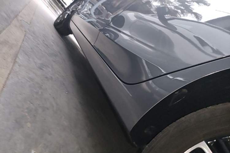Used Roewe i5 2021 1.5L Manual Platinum Edition Left Side Sill