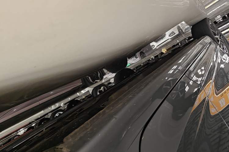 Used Roewe i5 2021 Revised Version 1.5L CVT Diamond Edition Left Side Sill