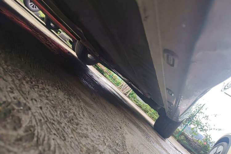 Used Roewe i5 2021 Revised Version 1.5L CVT Diamond Edition Left Side Sill