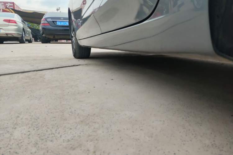 Used Roewe i5 2021 1.5L CVT Starry Edition Left Side Sill