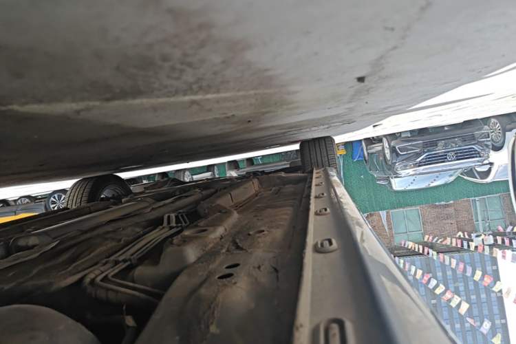 Used Roewe i5 2021 1.5L CVT Diamond Edition Left Side Sill
