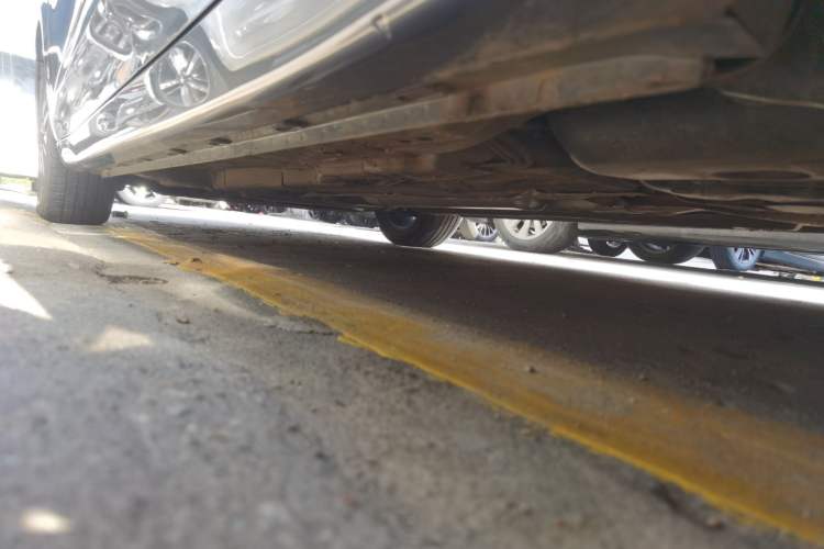 Used Roewe i5 2021 Revised Version 1.5L CVT Diamond Edition Left Side Sill