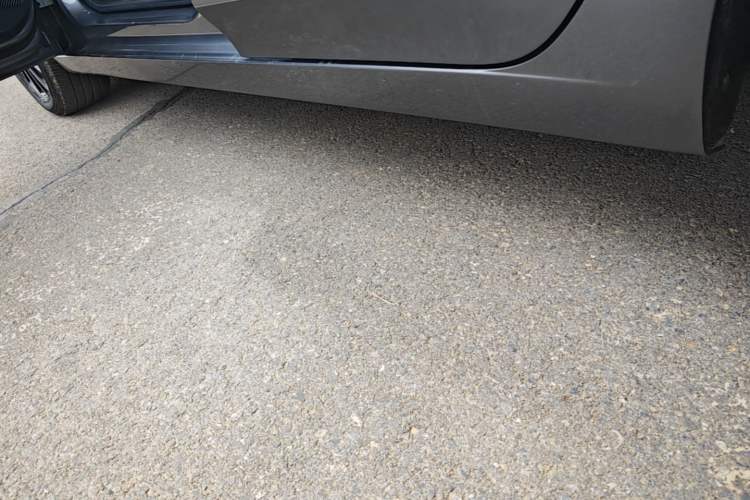 Used Roewe i5 2021 Revised Version 1.5L CVT Diamond Edition Left Side Sill