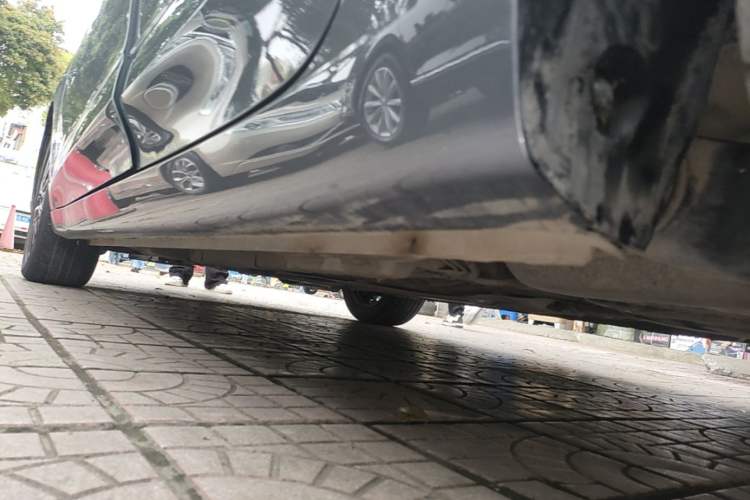 Used Roewe i5 2021 1.5L Manual Platinum Edition Left Side Sill