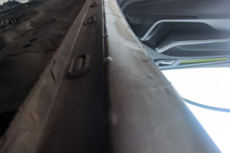 Used Roewe i5 2021 1.5L Manual Platinum Edition Left Side Sill
