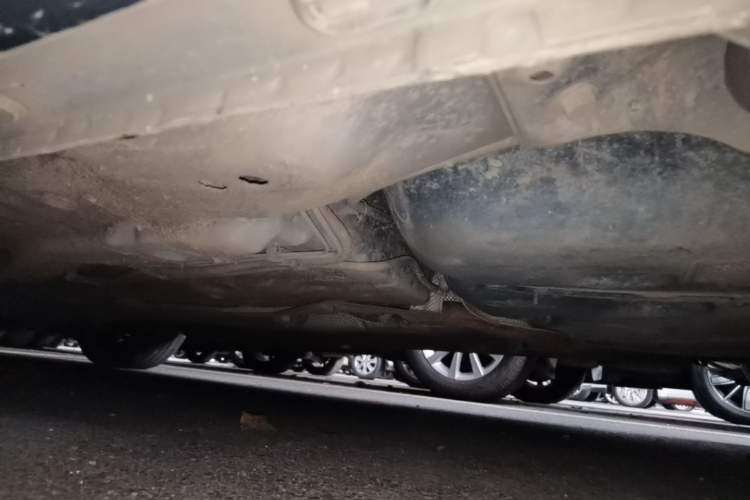 Used Roewe i5 2021 1.5L CVT Diamond Edition Left Side Sill