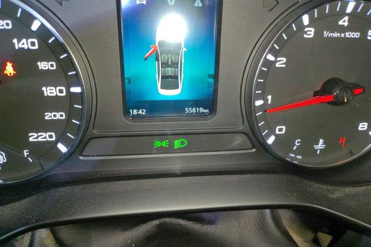 Used Roewe i5 2021 1.5L Manual Platinum Edition Odometer Close Up