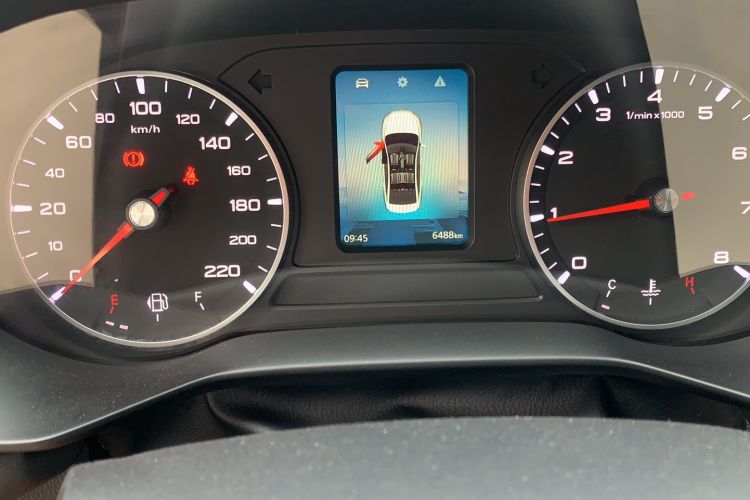 Used Roewe i5 2021 1.5L Manual Diamond Edition Odometer Close Up