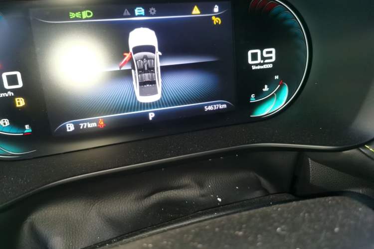 Used Roewe i5 2021 1.5L CVT Diamond Edition Odometer Close Up