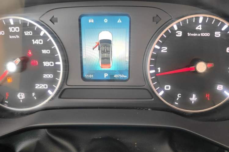 Used Roewe i5  Odometer Close Up