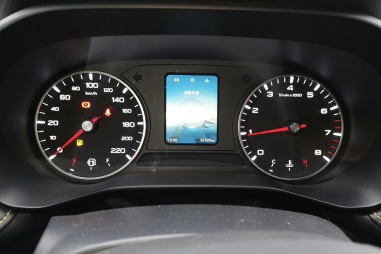 Used Roewe i5 2021 1.5L Manual Platinum Edition Odometer Close Up