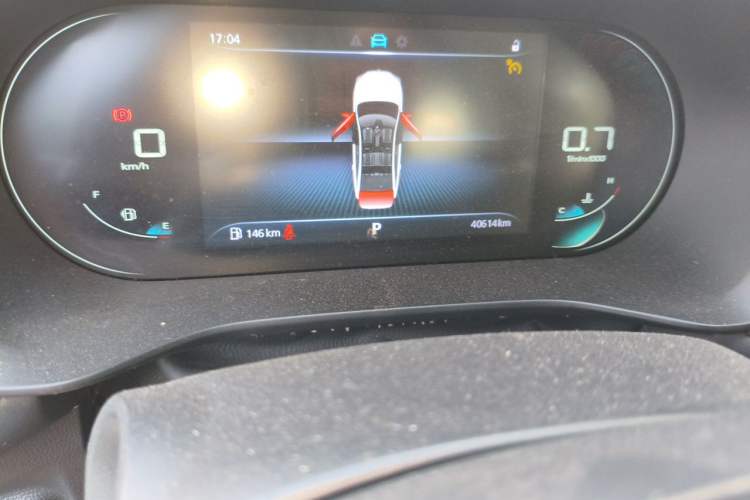 Used Roewe i5 2021 1.5L CVT Diamond Edition Odometer Close Up