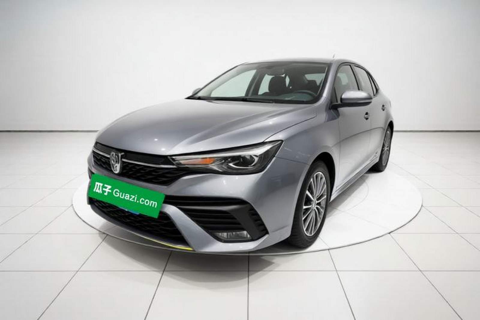 Фото Roewe с площадки