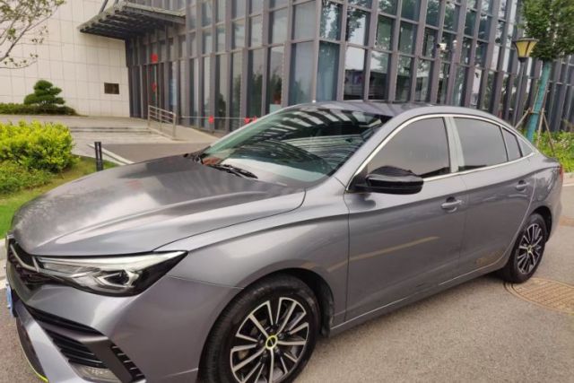 Used Roewe i5 2021 1.5L CVT Platinum Edition